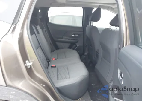 2025 Nissan Kicks Sv Intelligent Awd z USA, uszkodzony, nr VIN 3N8AP6CB5SL429550